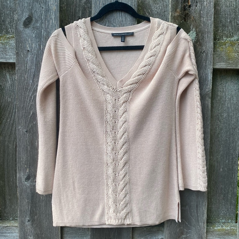 Metallic beige v-neck sweater with open shoulders